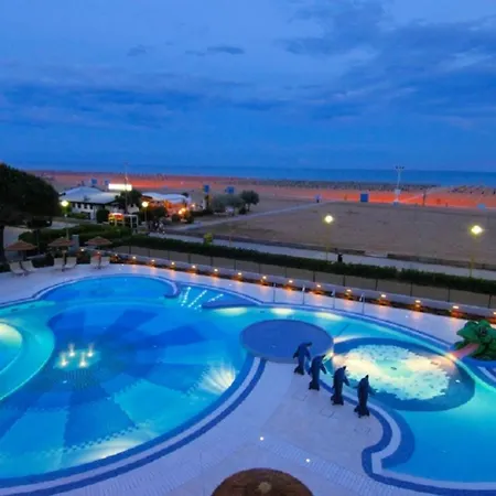 Peaceful Flat Next To The With Balcony Lejlighed *