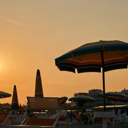 Peaceful Flat Next To The With Balcony Apartment Bibione