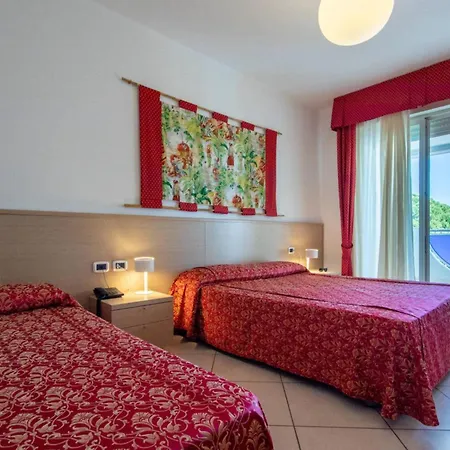 Peaceful Flat Next To The With Balcony Lejlighed