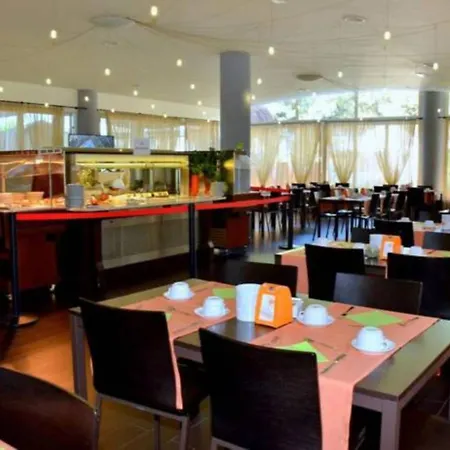 Peaceful Flat Next To The With Balcony * Bibione